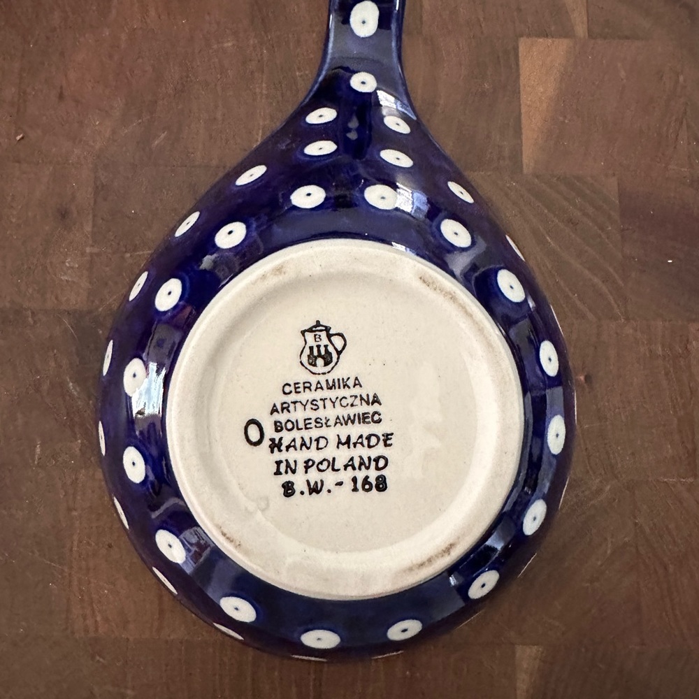 CA - spoon rest EUC, lightly used. No cracks or chips. Necessity in kitchen! - Picture 2 of 2